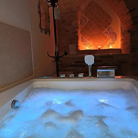 Casa Novella - Suite Romantica Con Sala Relax * 토티